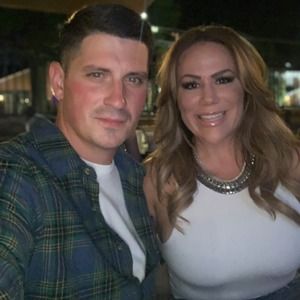 Meet your Posher, Carrie